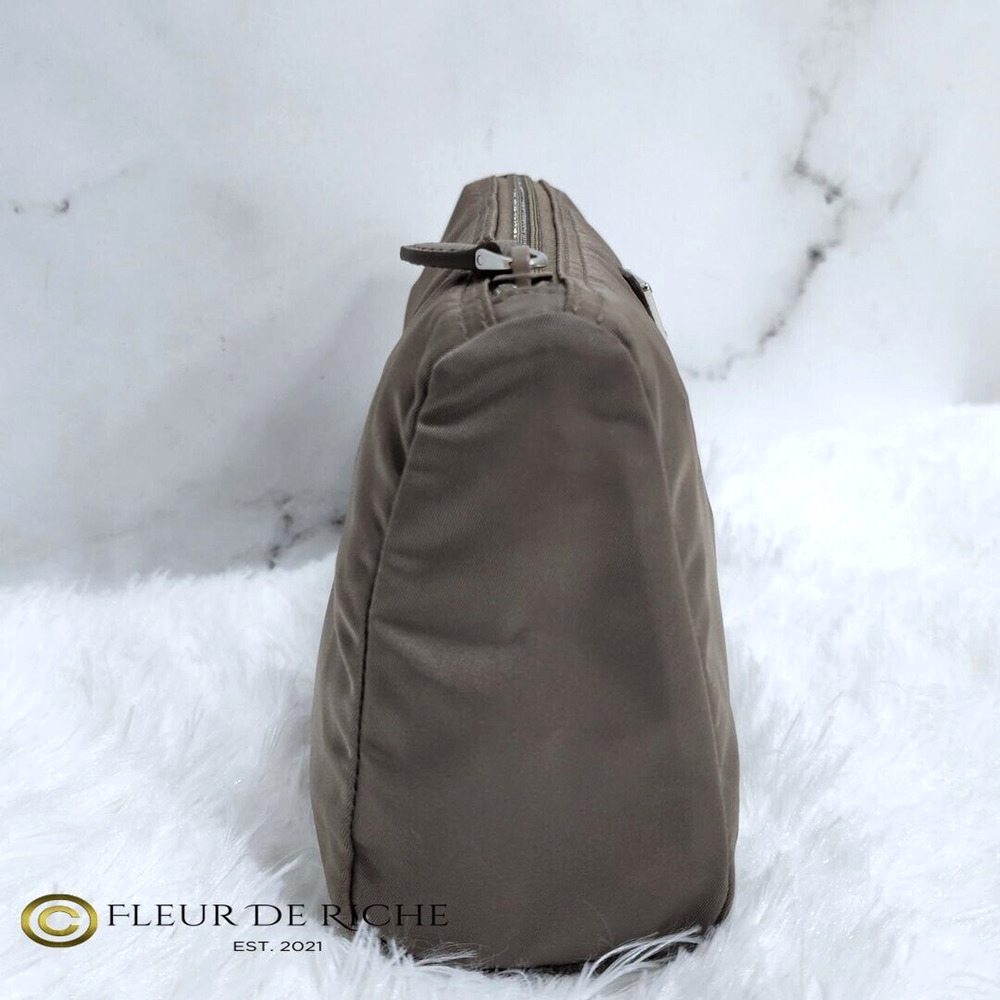 Prada Necessaire Tessuto Nylon Small Toiletry Clutch Case Gray Argilla 1NA011 - Picture 4 of 13